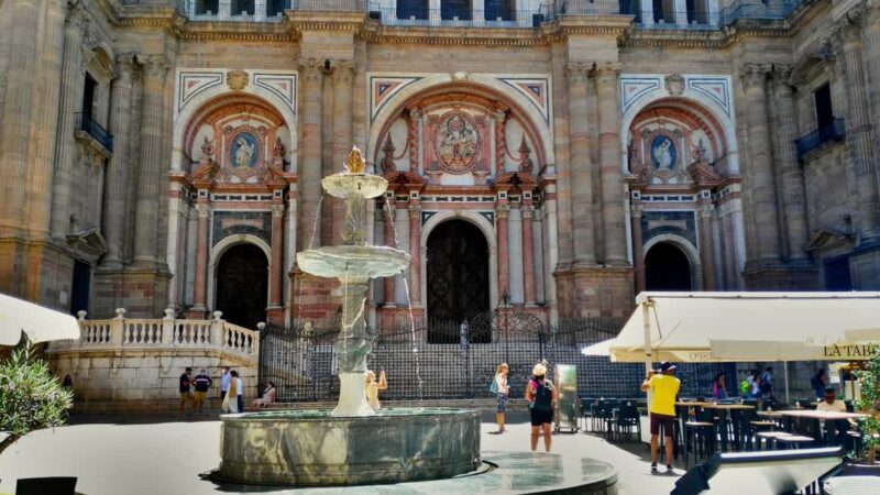 Malaga: Historic Center Tour with an Art History Expert - Good To Know