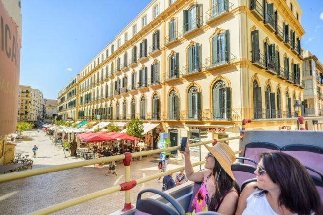 Malaga: Hop-on Hop-off Bus & Experience Card Options - Service and Customer Reviews