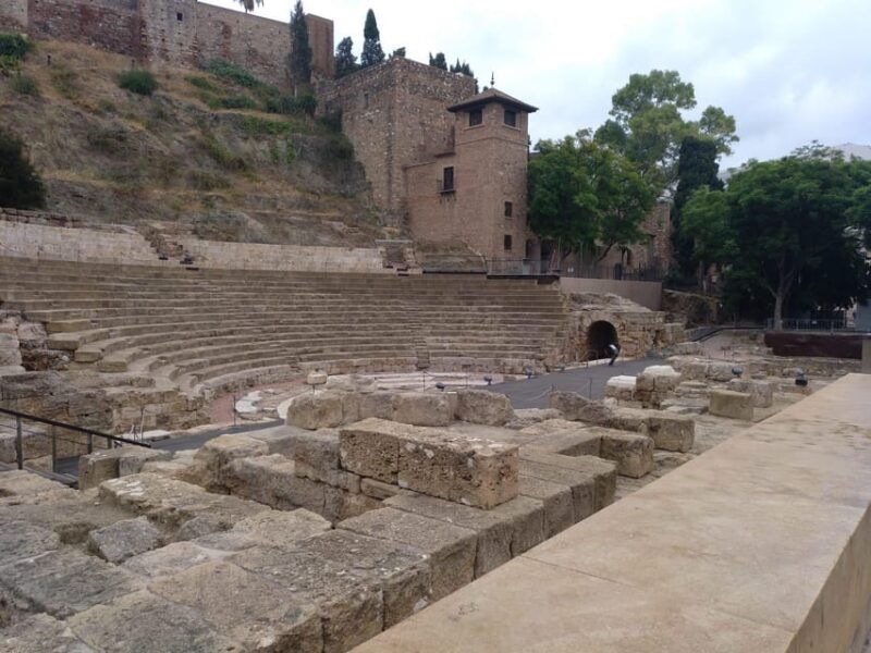Malaga: Long Highlights Tour With Skip-Line-Tickets - Good To Know