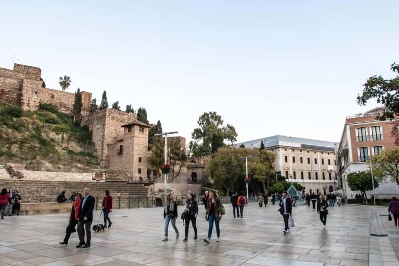 Málaga: Old Town Guided Walking Tour - What’s Included & Practical Details
