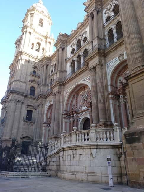 Malaga: old town walking tour & flamenco show - The Sum Up