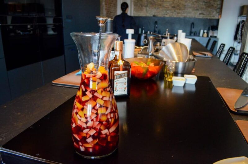 Málaga: Paella and Sangria Cooking Class With Market Visit - Experience Highlights