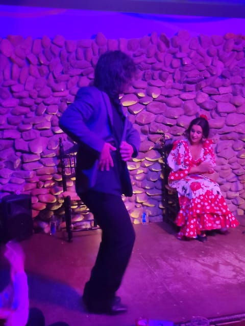 Malaga: Paella and Tapas Tour With the Best Flamenco Show - Experience and Features