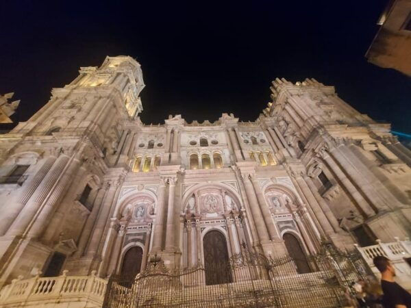 Málaga: Private Guided Walking Tour in the Historic Center - Booking and Availability