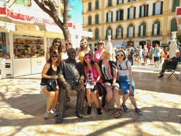 Málaga: Private Sightseeing Treasure Hunt - Activity Details