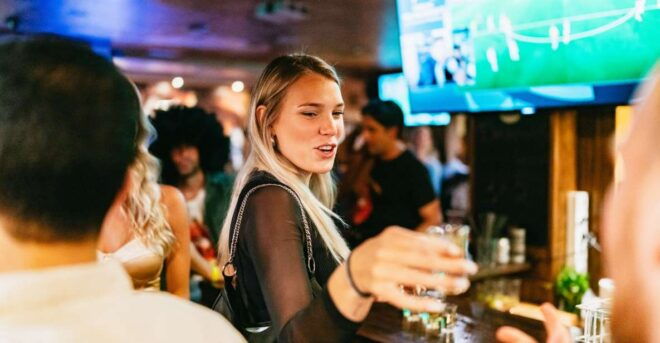 Malaga: Pubs and Clubs Crawl - Full Description