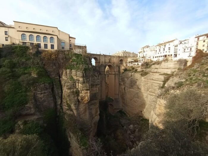 Málaga: Ronda & Setenil De Las Bodegas & Optional Sunset - Setenil De Las Bodegas Exploration