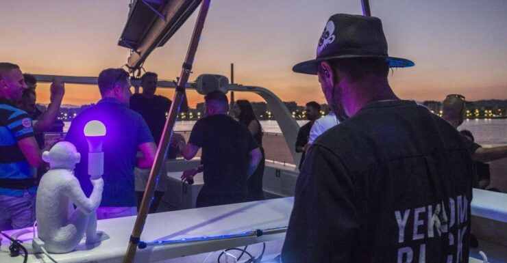 Malaga: Sailing Catamaran Sunset Cruise With Live DJ & Drink - Good To Know