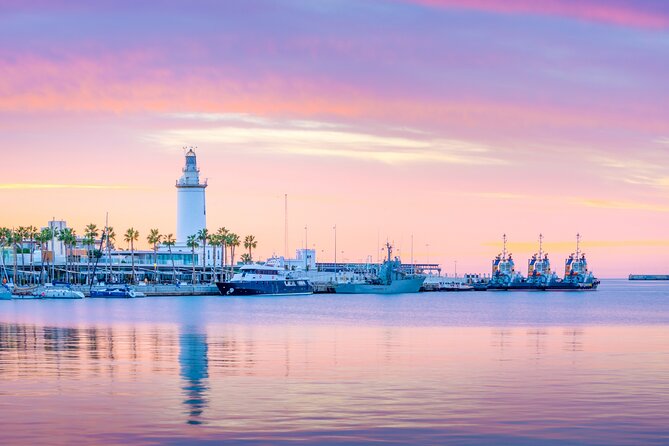 Malaga Scavenger Hunt and Best Landmarks Self-Guided Tour - Food and Drinks