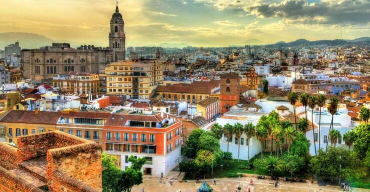 Malaga: Self-Guided Highlights Scavenger Hunt & Walking Tour - Tour Overview