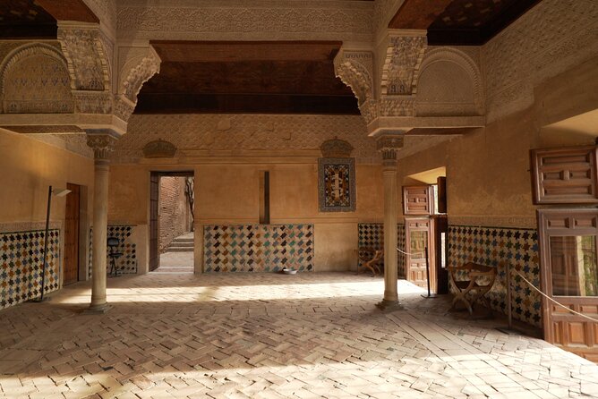 Malaga Shore Excursion: Skip-the-Line Alhambra and Generalife Gardens Tour - The Sum Up