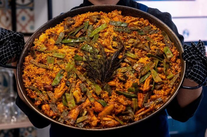 Málaga: Spanish Cooking Workshop With Paella and Sangria - Málaga Culinary Guidance