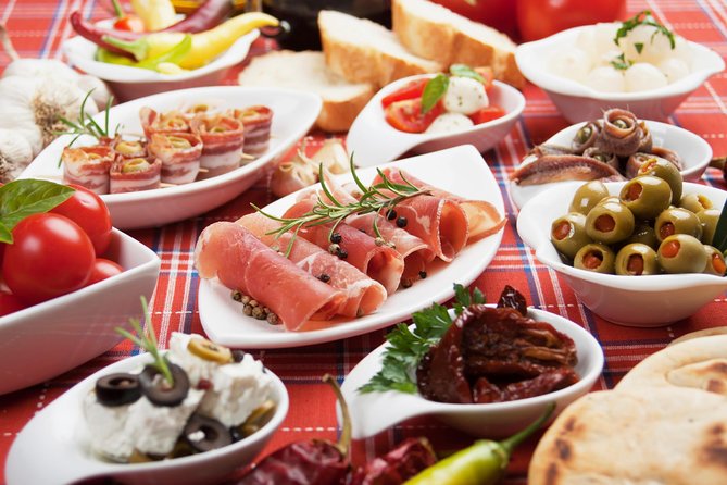 Malaga Tapas and Wine Tour - Accommodating Food Restrictions