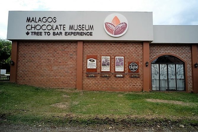 Malagos Chocolate Factory & Museum , Philippine Eagle Center - Location