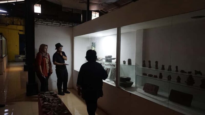 Malang: Cultural Tour to Kidal & Jago Temples, Panji Museum - Practical Details and What to Expect