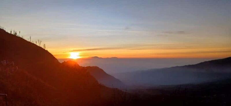 Malang: Mount Bromo Sunrise & Crater Climb Tour - An In-Depth Look at the Mount Bromo Sunrise & Crater Climb Tour  