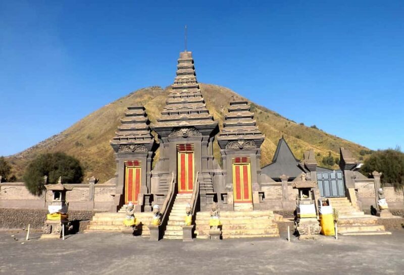 Malang: Mount Bromo Sunrise Tour with Jeep Ride - Starting Point and Early Morning Pickup