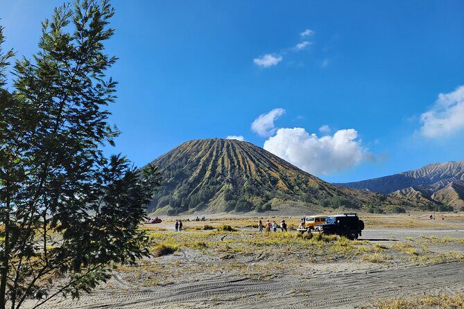 Malang : Private Sunrise Tour to Bromo with Crater Exploration - Good To Know