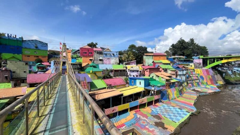 Malang: Rainbow Village & Kayutangan Heritage Walking Tour - Who Should Consider This Tour?