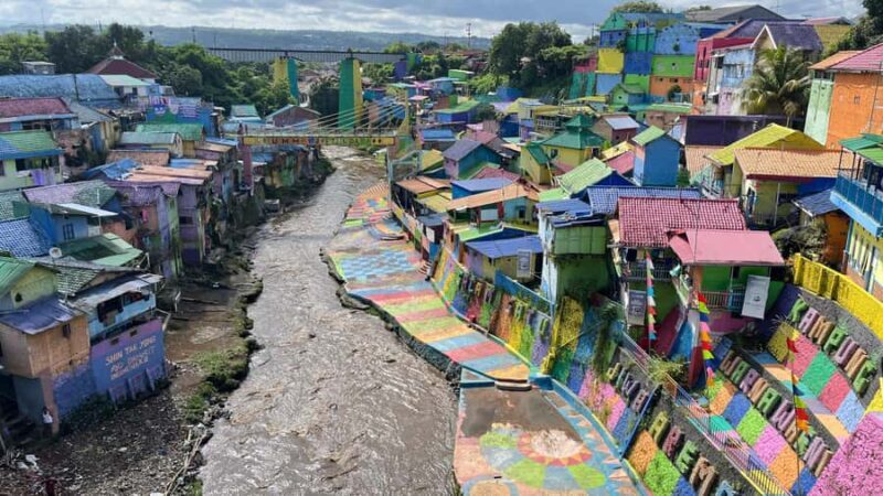 Malang: Rainbow Village & Kayutangan Heritage Walking Tour - Good To Know