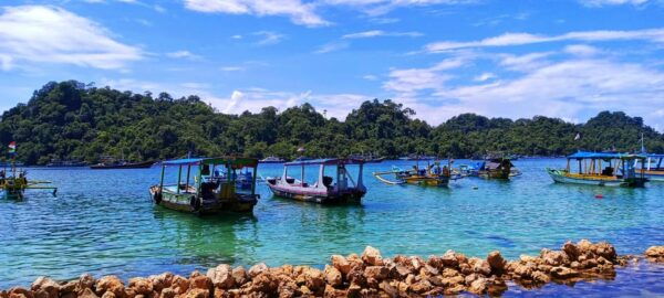 Malang: South Beaches Tour With Private Transfer - Restrictions and Considerations