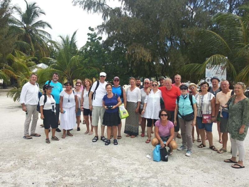 Maldives: Gulhi Island Day Trip with Lunch and Snorkeling - The Journey Begins: From Malé to Gulhi  