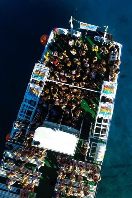 Malia: Booze Cruise Boat Party With Live Dj - Highlights