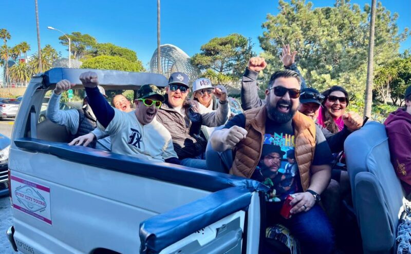 Malibu: Celebrity Homes, Beaches & History Tour - Meeting Point & Transport