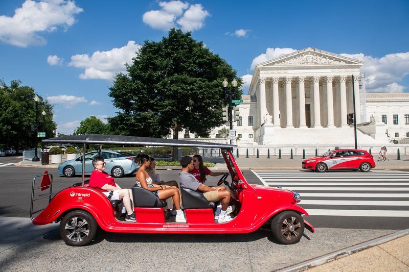 Mall and Monuments Electric Car Tour in Washington DC - A quick way to get your Washington bearings