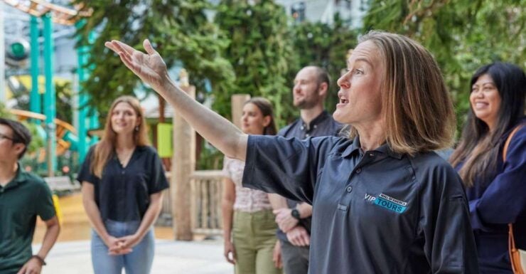 Mall of America: Official Behind the Scenes VIP Walking Tour - Tour Duration and Guide Language