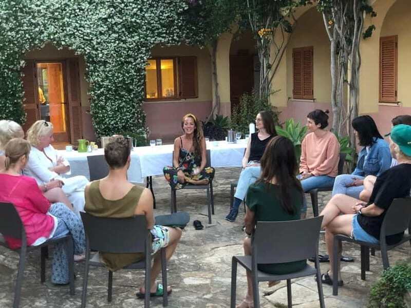 Mallorca: 4-Hour Retreat of Yoga, Meditation & Magic Vibes - Guides & Atmosphere: What Makes It Special