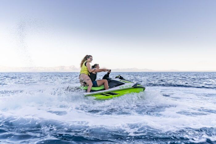 Mallorca: Alcudia Bay Jet Ski Tour - Meeting Point and What to Bring