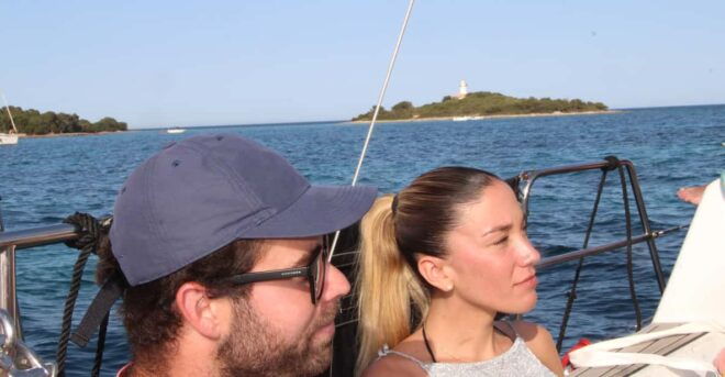 Mallorca/Alcudia: Boat Trip With Snack and Swim - Itinerary Highlights
