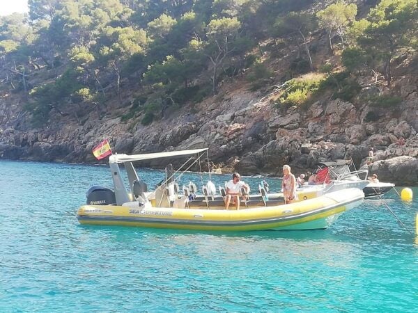 Mallorca : Blue Cave Boat Tour With Snorkeling - The Sum Up