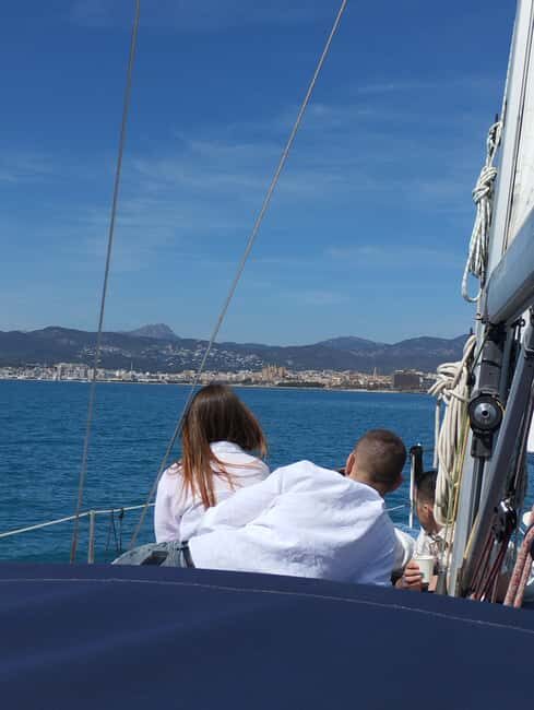 Mallorca Boat Tour with Swim, Cliff Food, & Drinks - Good To Know