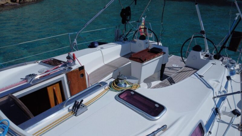 Mallorca Boat Tour with Swim, Cliff Food, & Drinks - The Experience of the Guides