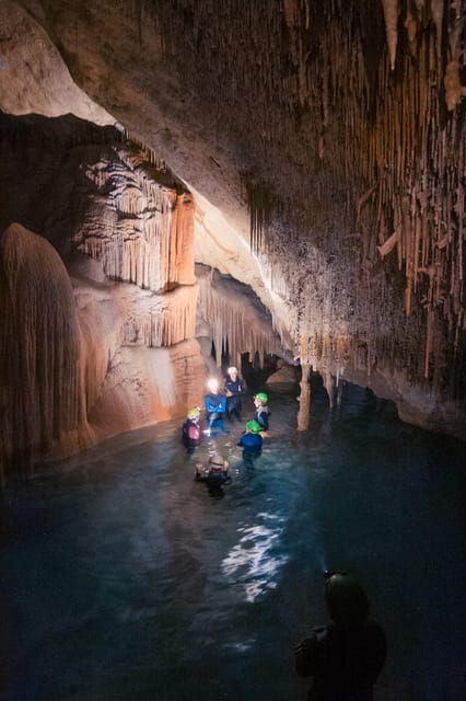 Mallorca: Cala Romántica Cliff Hike and Sea Cave Tour - Hiking and Exploration