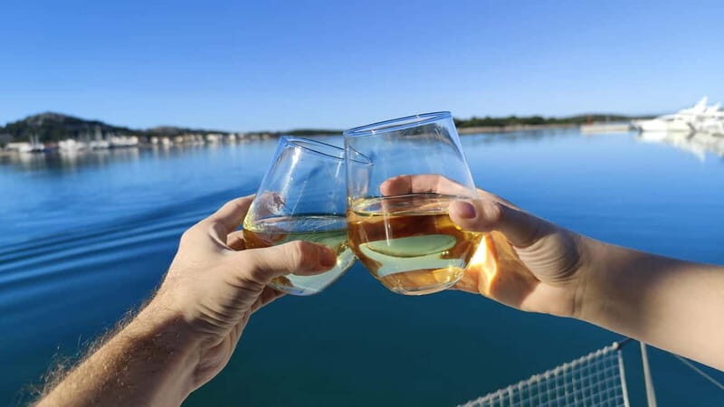 Mallorca: Catamaran Boat Tour with Tapas - Who Would Love This?