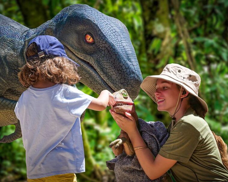 Mallorca: Dinosaurland and Caves of Hams Combined Ticket - Breathtaking Caves