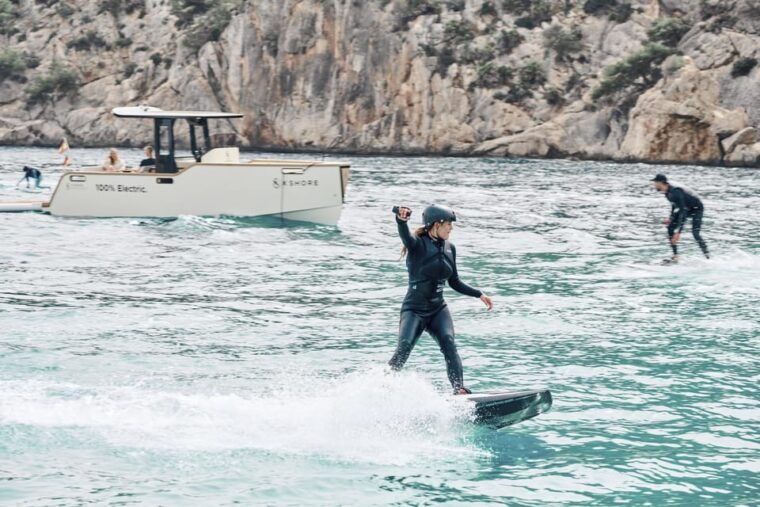 Mallorca: Electric Boat Efoil & Jetboard Adventure - Participant Eligibility