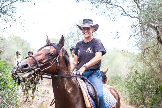 Mallorca Evening Tour: Horseback Riding, Dinner and Dance - What to Expect