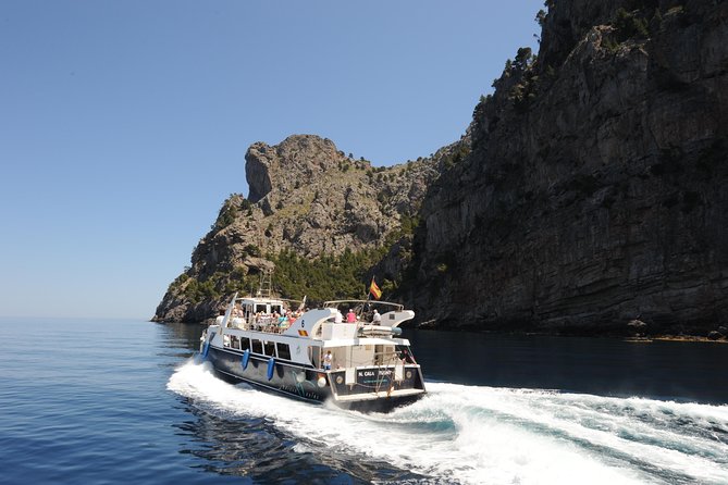 Mallorca in One Day Sightseeing Tour With Boat Ride and Vintage Train - The Sum Up