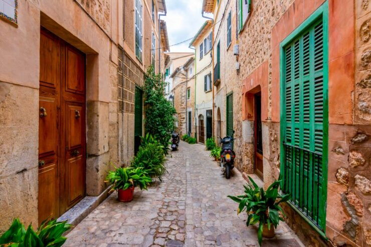 Mallorca: Island Trip by Train, Tramway, and Boat - Traversing Sóller by Tramway