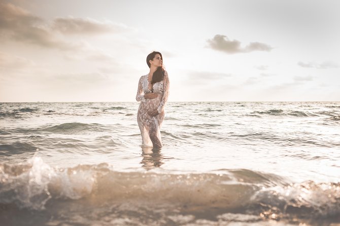 Mallorca: Maternity Photo Shoot - Scenic Backdrops for Stunning Maternity Photos