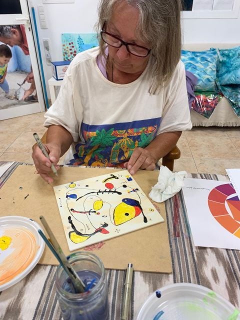 Mallorca: Painting Like Miró - Activity Highlights