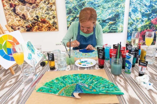 Mallorca/Porto Cristo: Design Your Own Spanish Hand Fan - Experience Description