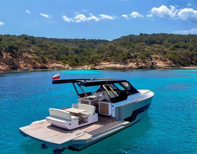Mallorca: Private Yacht Cruise with Snorkeling and Drinks - Good To Know