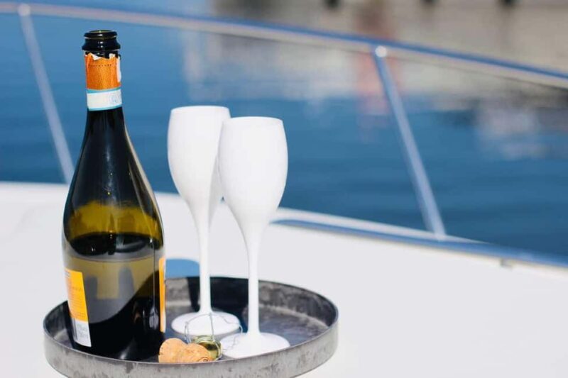 Mallorca: Private Yacht Cruise with Snorkeling and Drinks - The Sum Up