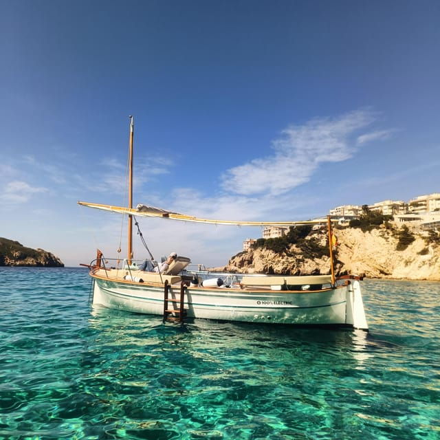 Mallorca: Sailing 100% Electric Boat + Snorkel + Aperitive - Inclusions