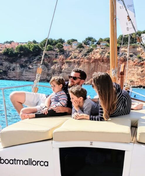 Mallorca: Sailing 100% Electric Boat + Snorkel + Aperitive - Eco-Friendly Sailing